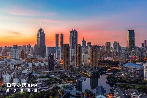 南京辅助生殖医院有7家