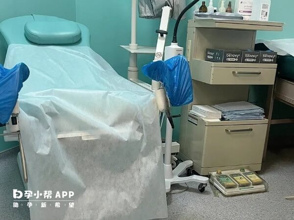 有先兆流产症状时要尽量卧床休息