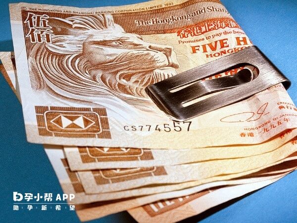 三代试管婴儿收费价格大概在8-10万元不等