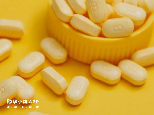 试管移植成功前后都需要补充叶酸