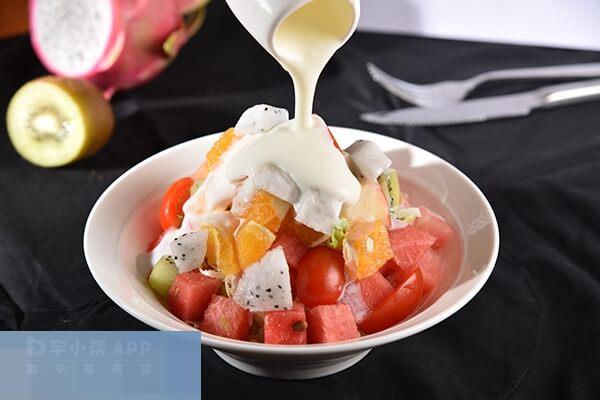 孕妇吃水果沙拉不能一次性吃太多