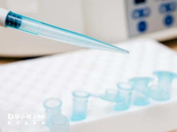 O型腿的成因较为复杂